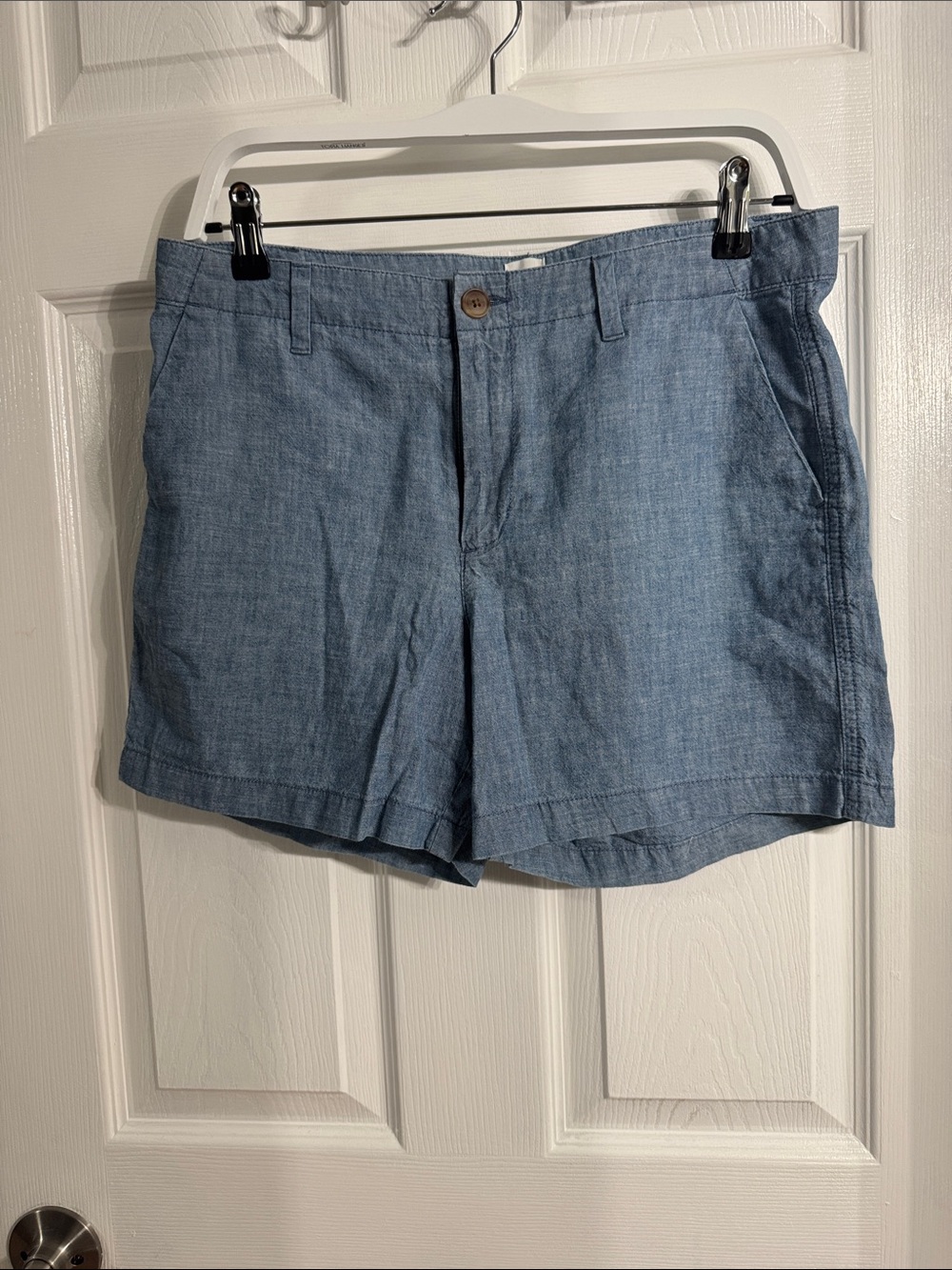 Light Blue Women’s Gap Casual Linen-Blend Shorts